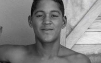Trajetória de jovem surfista alagoano foi de título brasileiro à tortura e fim trágico