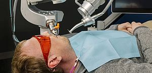 Conheça o robô dentista que promete restaurar dentes em 15 minutos