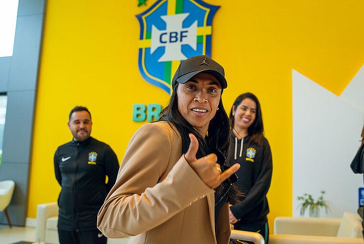 A grande dúvida é se Marta voltará como titular.