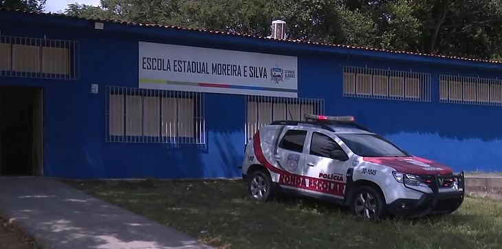 Polícia Militar foi acionada para unidade escolar nesta segunda-feira