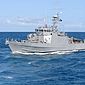 Navio da Marinha auxilia em buscas por pescadores desaparecidos, no Litoral Sul