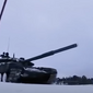 Cerca de 130 mil militares russos ocupam fronteira, diz governo da Ucrânia