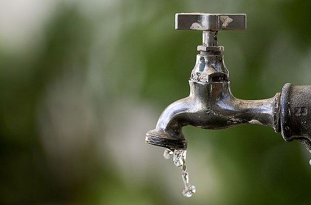 Distribuição de água é afetada em municípios do Sertão após problema em bomba; veja quais
