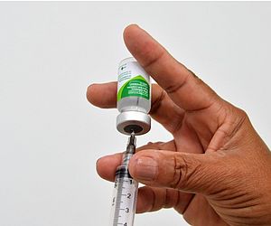 Influenza: Sesau alerta que municípios podem continuar vacinando até terminar o estoque do imunizante