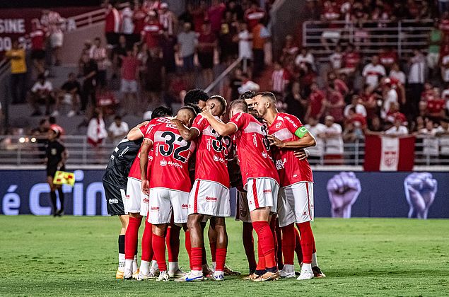 Coritiba x CRB: confira onde assistir, horário e escalações