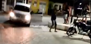 Caçador que atirou em homem em praça de Passo de Camaragibe se apresenta à polícia
