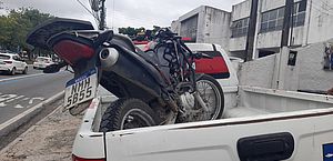 Motocicleta é furtada e recuperada horas depois no Santa Lúcia