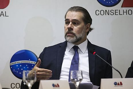 O presidente do Supremo Tribunal Federal (STF), ministro Dias Toffoli, voltou a impedir entrevista de Lula. 