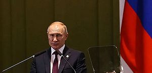 Putin faz voo de campanha em bombardeiro nuclear