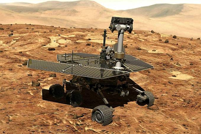 Ilustração do Opportunity na superfície da Marte: 217.000 imagens, incluindo 15 vistas panorâmicas de 360º, enviadas em 15 anos de funcionamento 