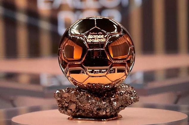 Relembre lendas do futebol que nunca venceram a Bola de Ouro