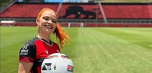 Vitória recebe proposta de R$ 200 milhões de site de acompanhantes para mudar nome do clube