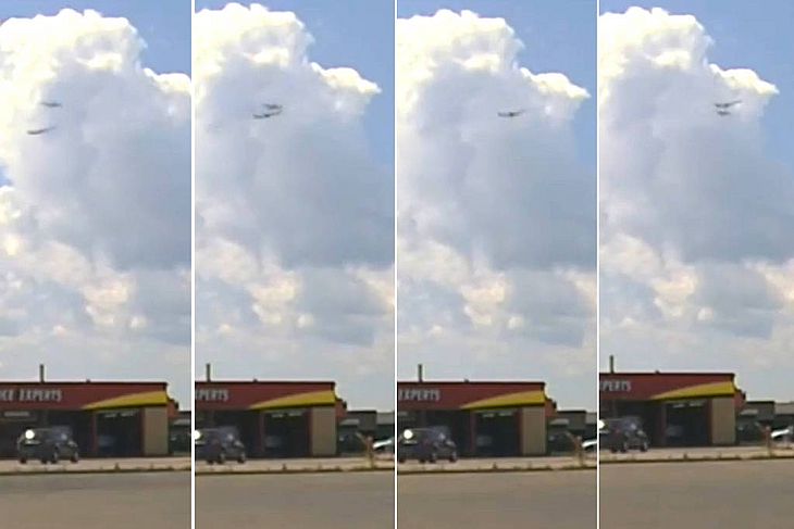 A sequência dos dois aviões comerciais se aproximando perto do aeroporto de Syracuse, em Nova York, nos Estados Unidos